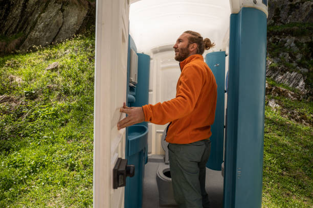 Best Portable restroom trailer rental  in Bishop, TX